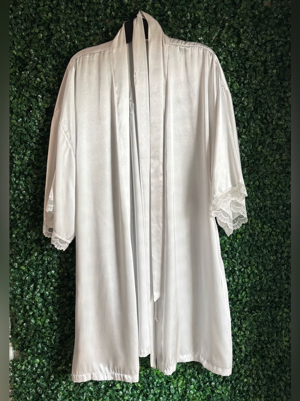 Bridal Satin Robe with Lace Trim and Sash Sz L